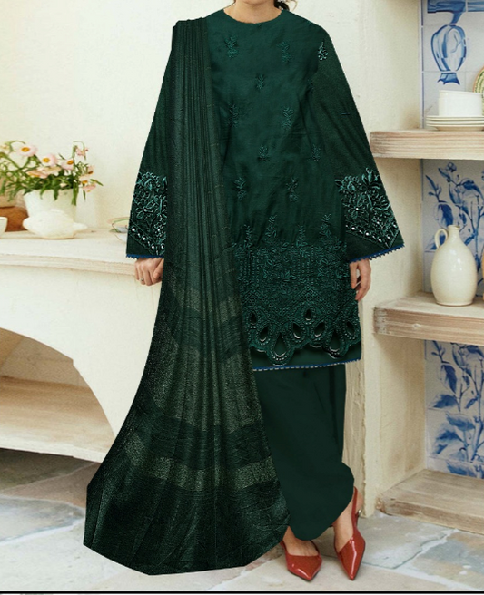 Durefishan Green Winter 3-Piece Dhanak Chikan Kari Laser Cut Suit with Velvet Dupatta & Dyed Trouser- Design #327